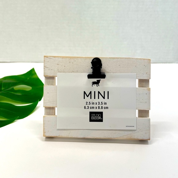 White Mini Photo Frame with Clip Rustic Wooden Desk Dorm Decor Picture Collage - Picture 1 of 12
